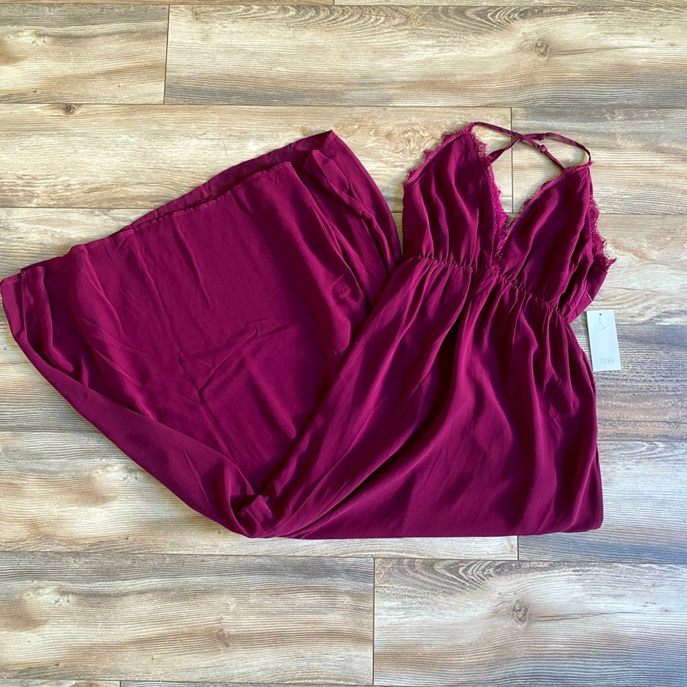 Tobi Burgundy Maxi Dress